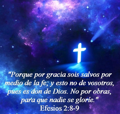 A Dios rogando y con el mazo dando